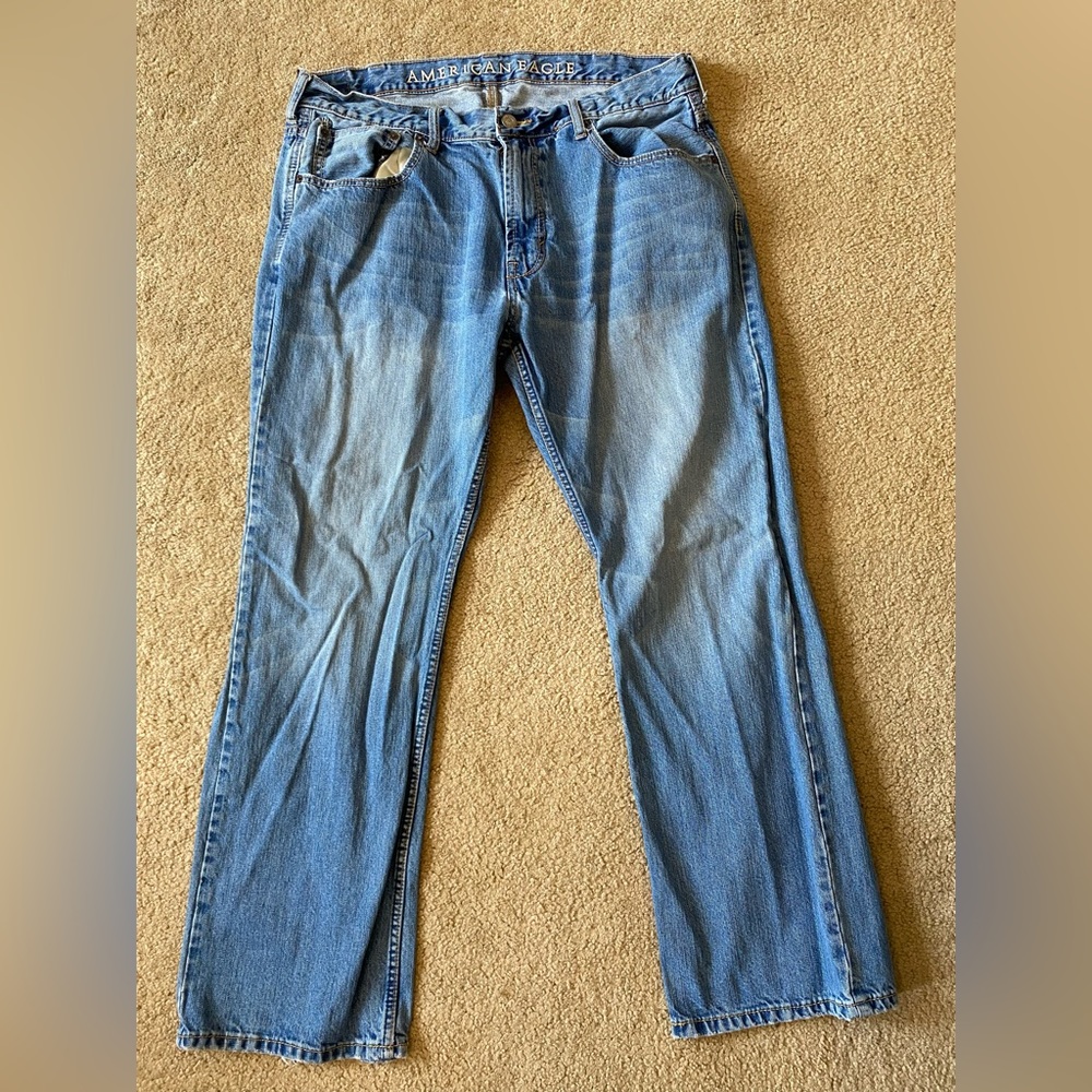 American Eagle low rise bootcut men’s jeans